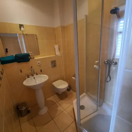Fewo2-1 Zim Apart-5 Bett-Kueche-Dusche Wc-Parkplatz Berlin Exterior photo